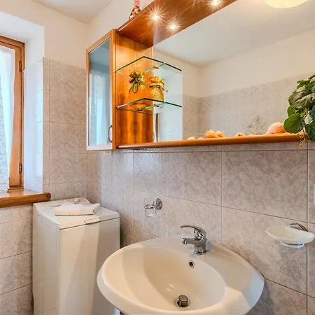 Americo By Interhome Vercana