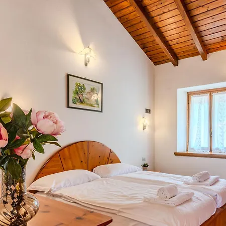 Americo By Interhome